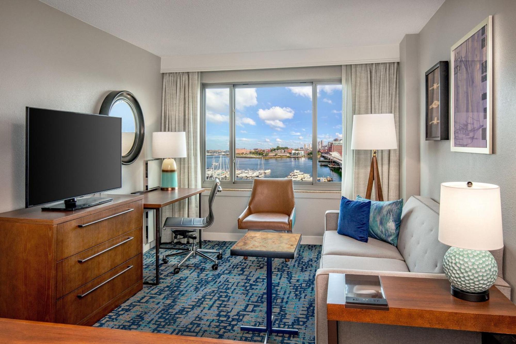 Residence Inn By Marriott Boston Harbor On Tudor Wharf Exterior photo
